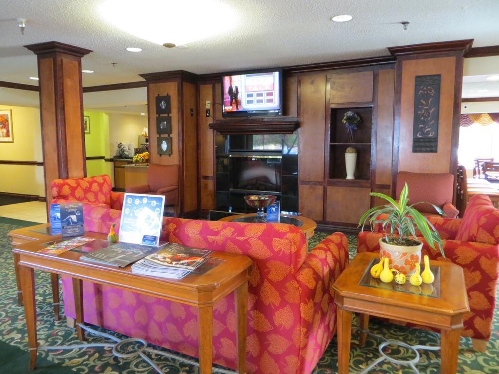 Baymont By Wyndham Kalamazoo East מראה חיצוני תמונה